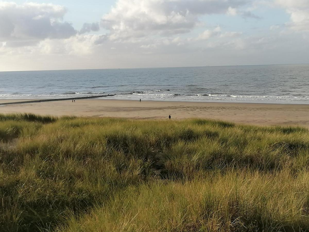 Bartine - Modern And Spacious Flat Near The Sea, Free Parking Space Ostende Kültér fotó